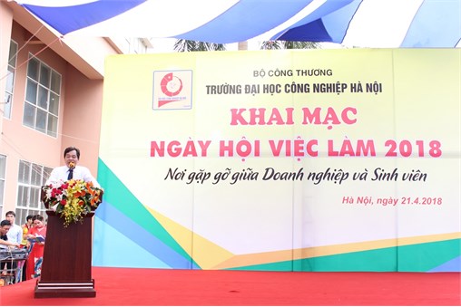 Ngày hội việc làm 2018 tại Trường Đại học Công nghiệp Hà Nội