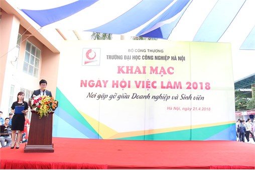 Ngày hội việc làm 2018 tại Trường Đại học Công nghiệp Hà Nội