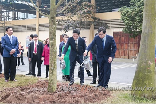 Đại học Công nghiệp Hà Nội tổ chức Hội nghị khoa học: đào tạo nguồn nhân lực chất lượng cao trong thời kỳ cách mạng công nghiệp 4.0