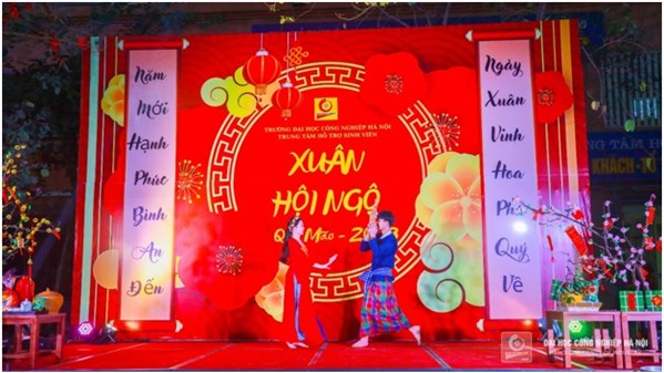 Xuân hội ngộ 2023:Lưu học sinh quốc tế trải nghiệm văn hóa Tết cổ truyền Việt Nam