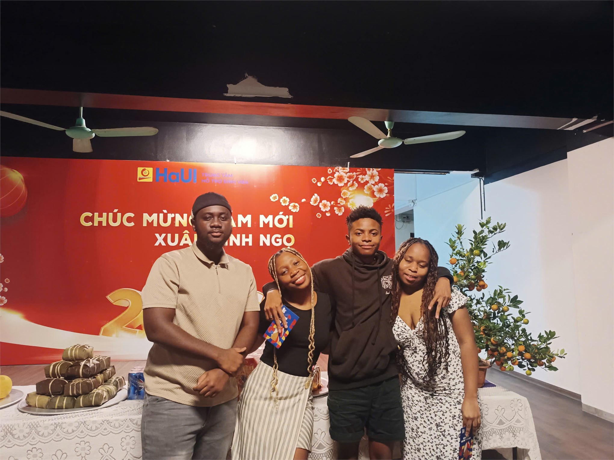 Ấm áp Xuân Bính Ngọ 2026 cùng lưu học sinh tại Ký túc xá - Trung tâm Hỗ trợ Sinh viên, Đại học Công nghiệp Hà Nội