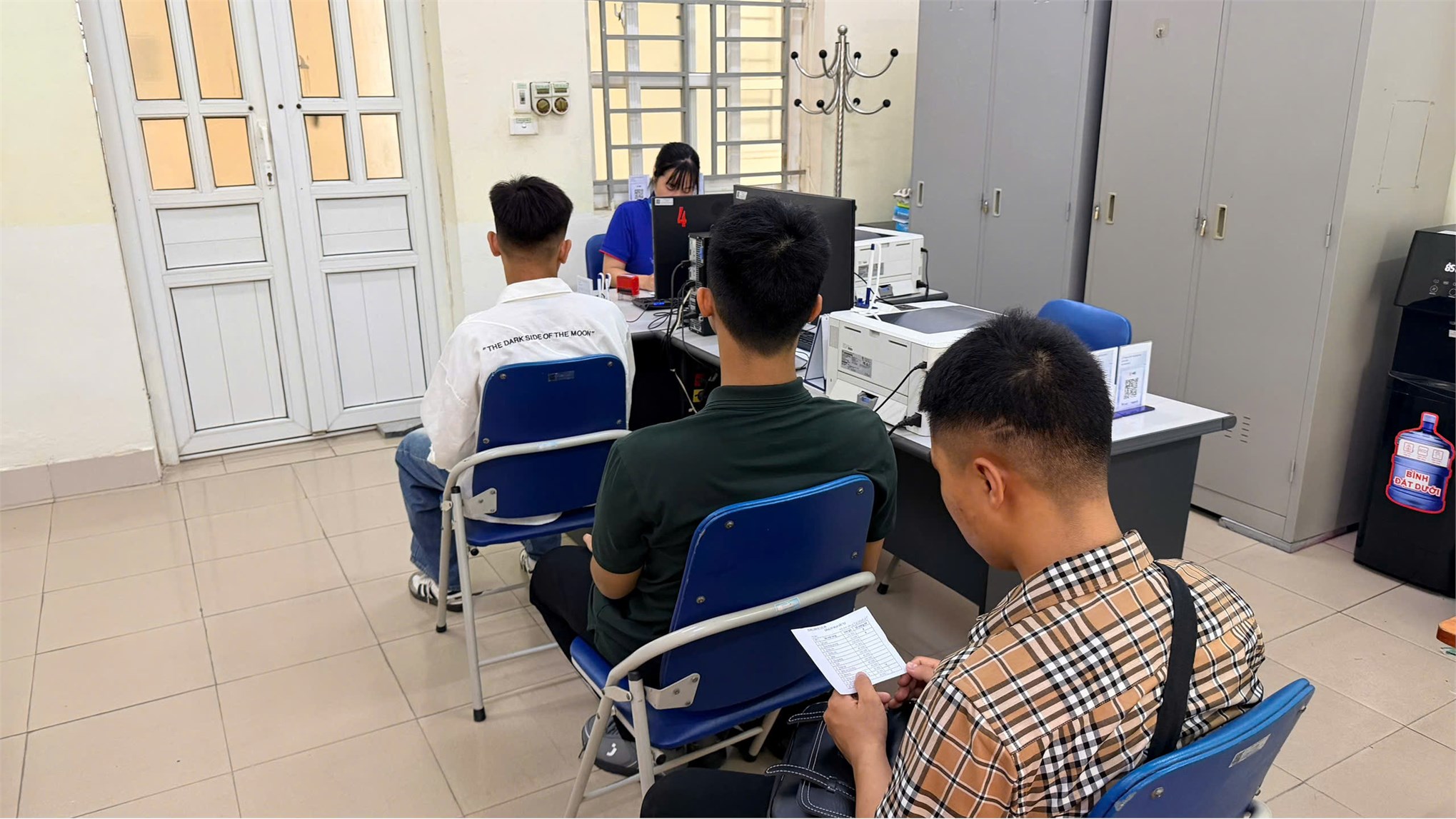 Ký túc xá HaUI đón Tân sinh viên nhận phòng Ký túc xá tại Cơ sở 3 Ninh Bình