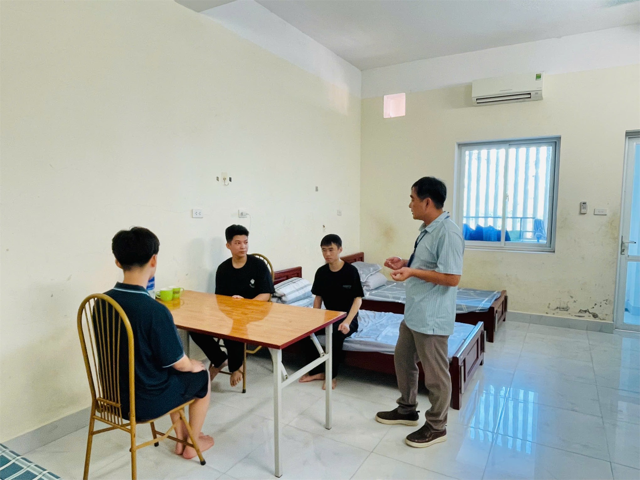 Ký túc xá HaUI đón Tân sinh viên nhận phòng Ký túc xá tại Cơ sở 3 Ninh Bình