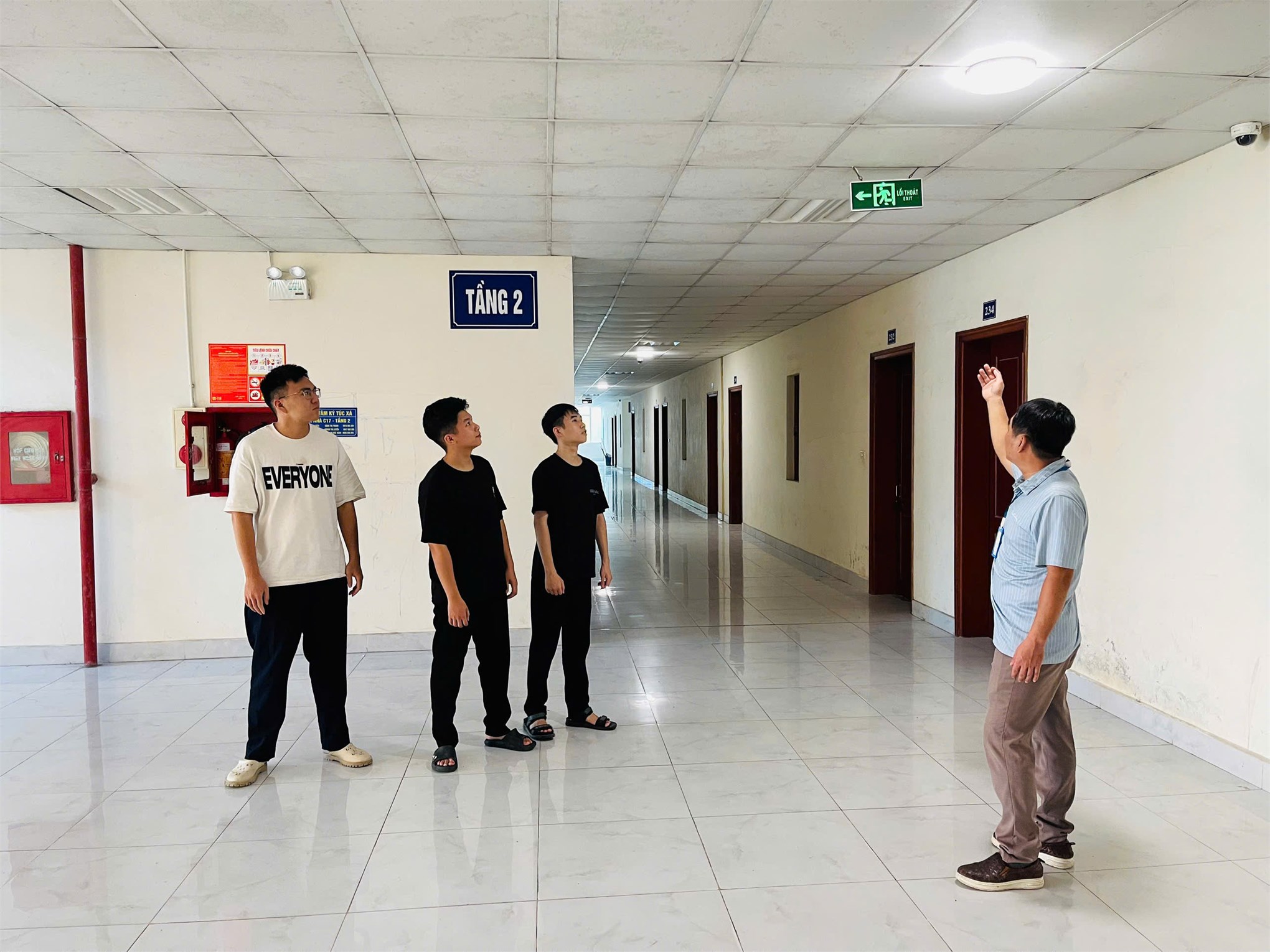 Ký túc xá HaUI đón Tân sinh viên nhận phòng Ký túc xá tại Cơ sở 3 Ninh Bình